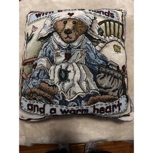 Boyds‎ Bears & Friends Tapestry Throw Pillow Nurse Bear Gentle Hands Warm Heart